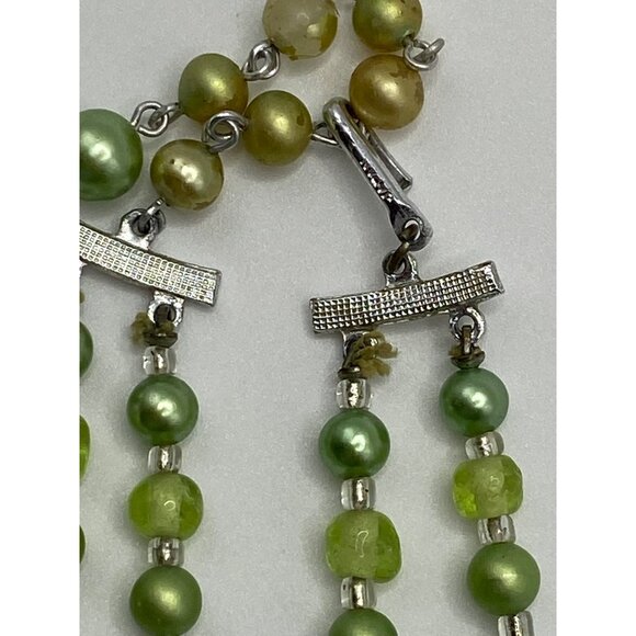 Vintage  Japan Green Beaded Double-Strand Necklace With Hook Clasp J0246 - Picture 7 of 8